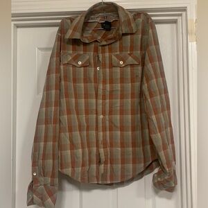 686 Black and Gold Mens Shirt Small Flannel Brown Plaid Snowboard Button Up